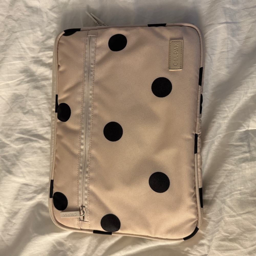 Calpak 14in laptop sleeve